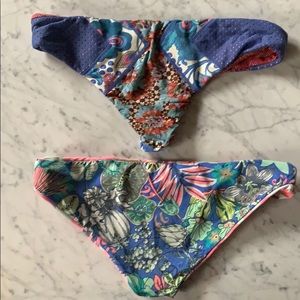 Lot of 2 swimsuit reversible low waist bottoms